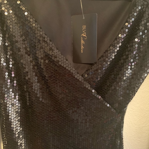 Black Sequins Wrap Dress - Picture 2 of 5